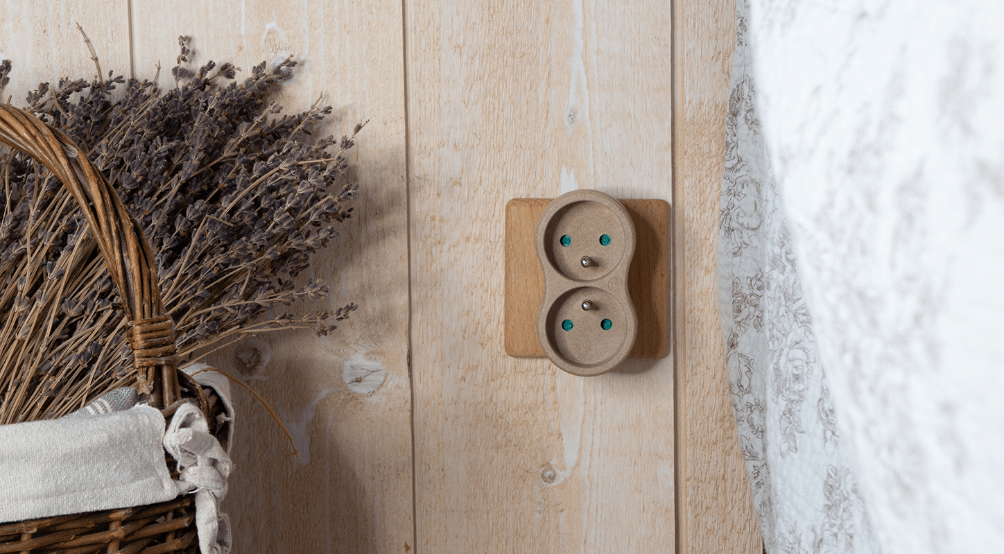 Prise Natura Zenitech